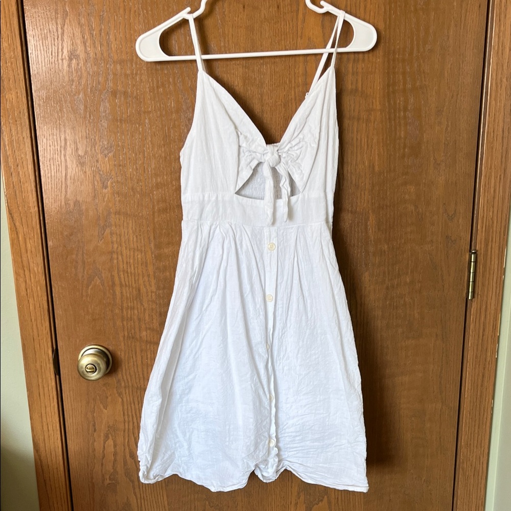 Fancyinn Elegant White Dress with Bow Detail